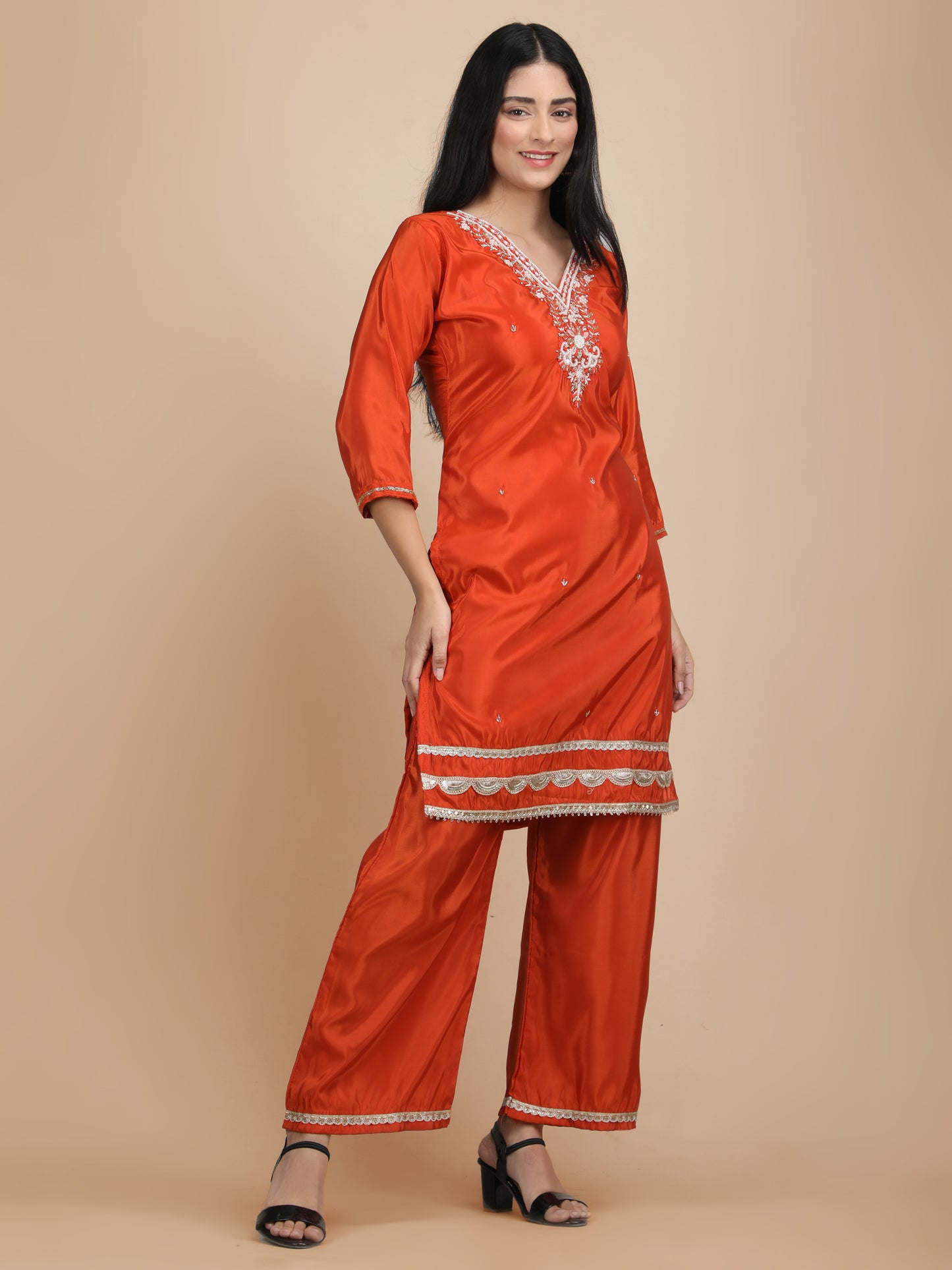 Exquisite Glass Silk hand Embroidery Co-ord Set