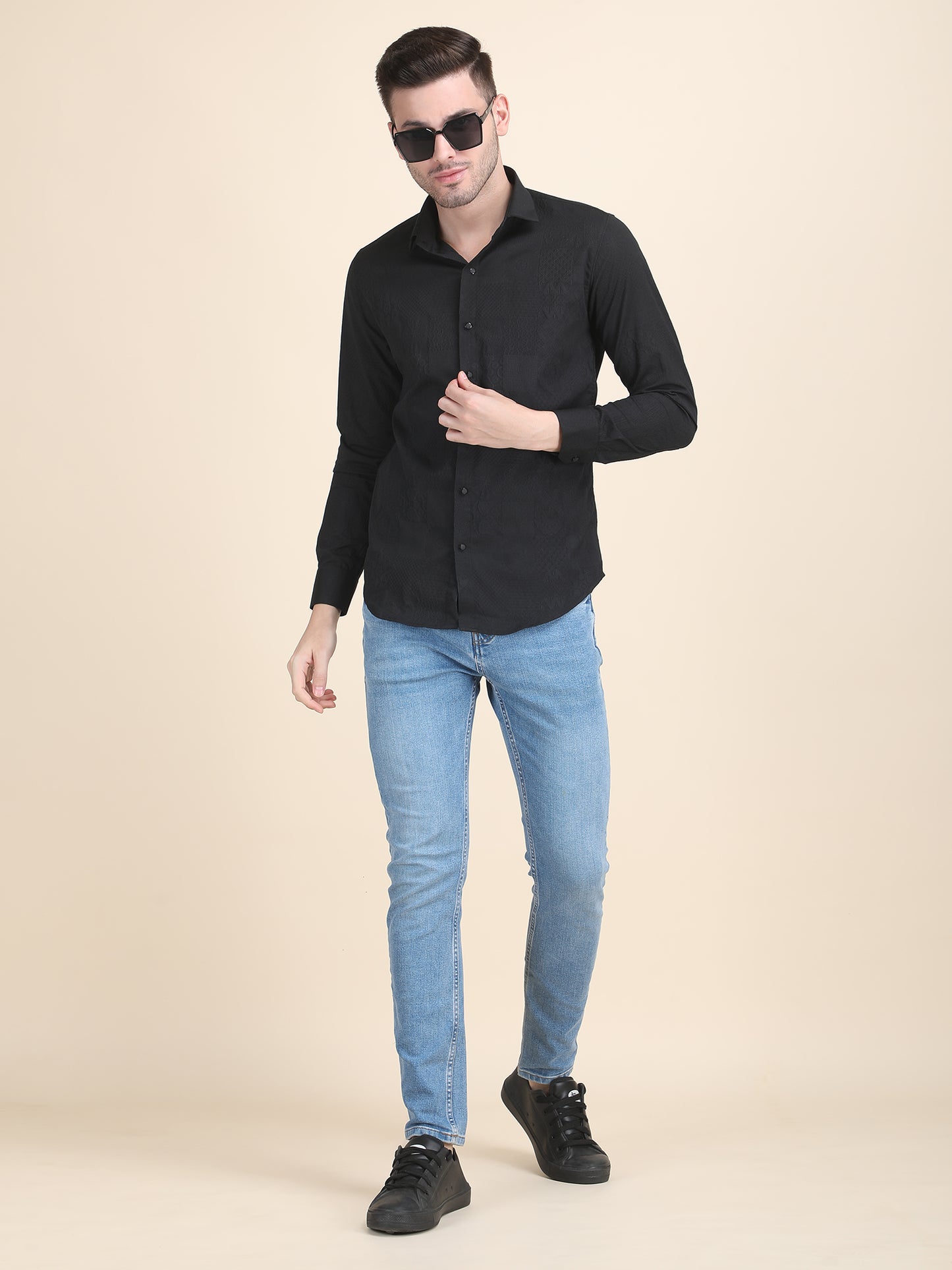 Men Plain Jacquard Slim Fit Casual Shirt