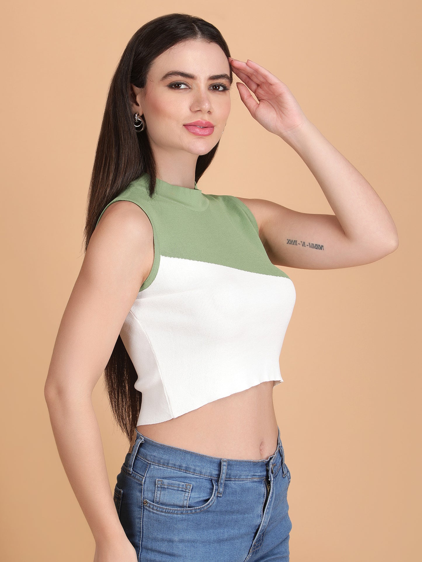 Multicolour Round Neck Sleeveless Crop Top