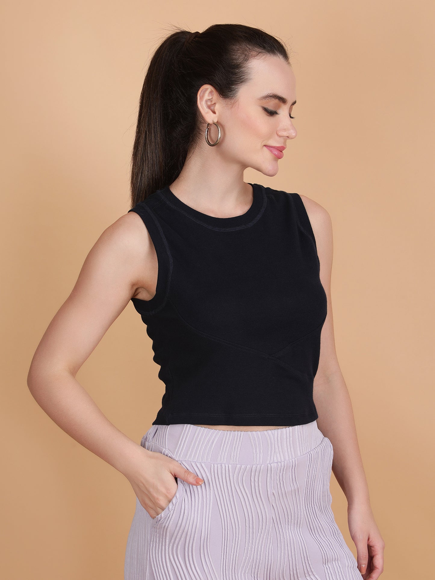 Designer Round Neck Sleeveless Crop Top